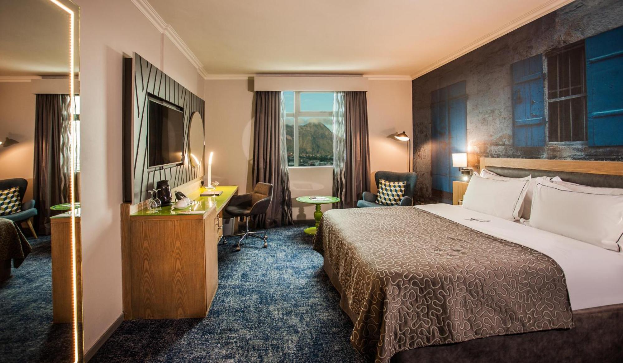 Hennessy Park Hotel Катр-Борн Экстерьер фото